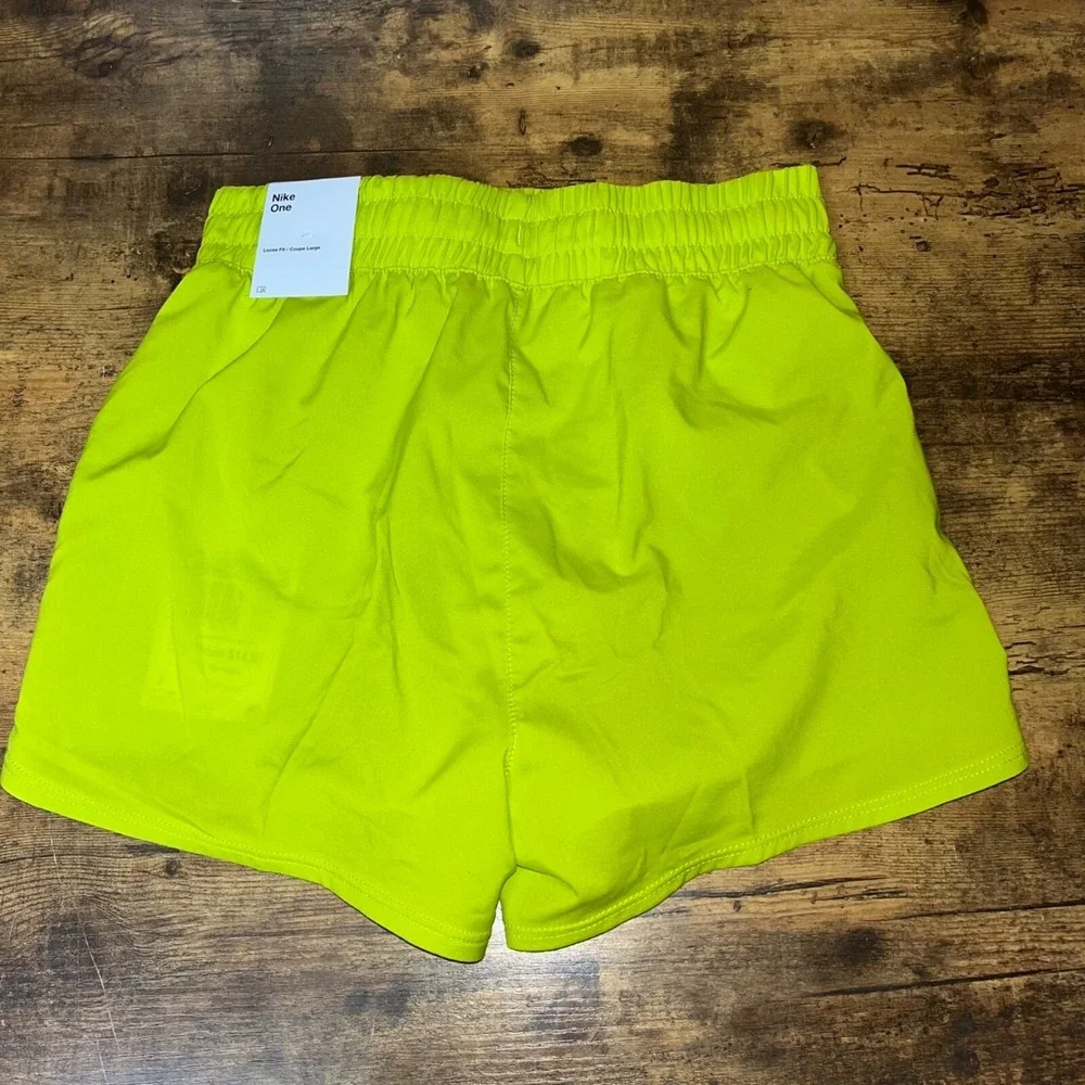 Nike Dri-FIT One High-Waisted Training Shorts Bright Cactus Kids Medium NWT‎